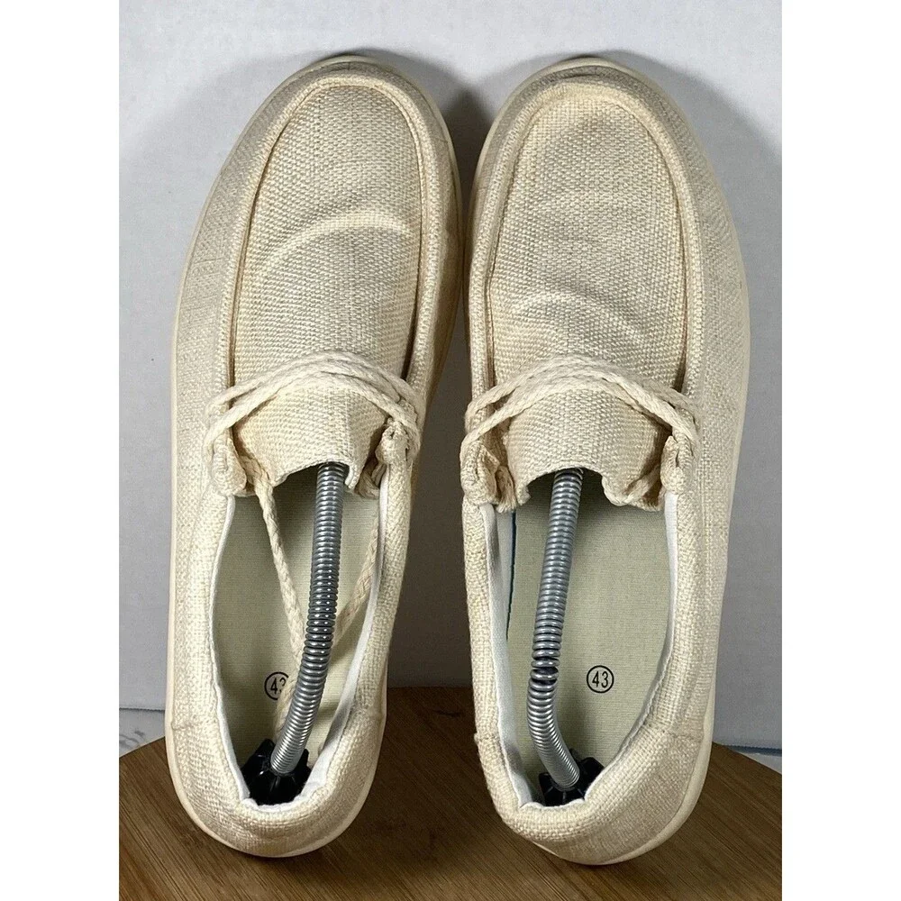 Classics Mens Boat Canvas Cream Shoes Size 10 NEW